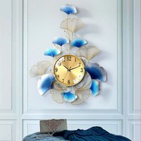 Jam dinding 3D, desain Nordic Modern disesuaikan mewah Jam logam besar untuk dekorasi rumah ruang tamu