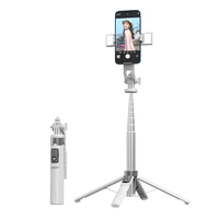 Trépied sans fil P135 pour téléphone et tablette avec lumière et microphone, perche à selfie longue avec télécommande et anneau lumineux