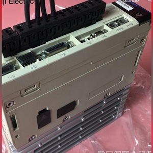 Yaskawa Servo Controller SGMJV-04ADE6S 48V DC 20A IP20 <b>Model</b> <b>D</b> Motor Control - Product Image 2