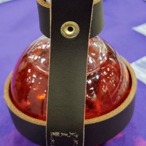 Boshiho - Porta Botellas de Cuero Aislado Personalizado con Diseño de Letras de Magia Oscura, Estilo Clásico con Correa para Cinturón - Product Image 1