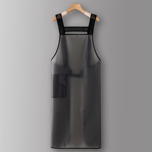 2024 nouvelles femmes grande taille cuisine vêtements de travail TPU étanche PVC bavoir huile éclaboussures écran rouge restauration dédié <span class=keywords><strong>tablier</strong></span> - Product Image 2