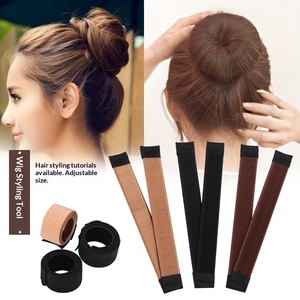 ที่ม้วนผมทรงโดนัทสไตล์เกาหลี ผลิตจากโลหะผสมสังกะสี ยี่ห้อ Marubeni รุ่น French Curly Treasure รูปทรงดอกไม้ วงแหวนพ่อ ใช้สำหรับจัดแต่งทรงผมแบบฟูๆ สบายๆ - Product Image 1