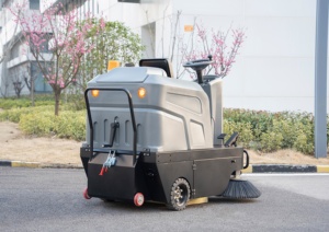 Prezzo all'ingrosso Nuova Lavasciuga Pavimenti Elettrica a Due Spazzole 1250-B 48V 67Ah con Funzione Non-Stop 2.5-3h Clear - Product Image 4