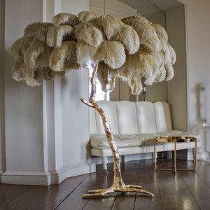 Personnalisé Luxe Moderne LED Lampadaire Arbre Maison Hôtel Décoration <span class=keywords><strong>avec</strong></span> Plume d'autruche Stand Éclairage pour Design Intérieur - Product Image 1