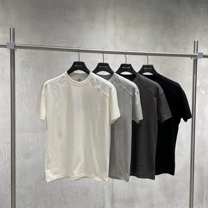 เสื้อยืดแขนสั้นคอกลมลายปะติดปะต่อสไตล์สปอร์ตสำหรับฤดูร้อนใหม่ ผ้าฝ้าย 79% ทรงหลวมสไตล์เรโทรสำหรับผู้ชาย เสื้อแฟชั่นใส่ได้ทุกวัน - Product Image 3