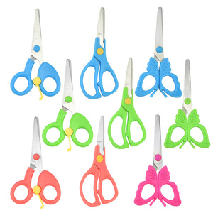 <span class=keywords><strong>Forbici</strong></span> <span class=keywords><strong>per</strong></span> <span class=keywords><strong>Bambini</strong></span> e Studenti <span class=keywords><strong>per</strong></span> Arte e Taglio Carta, <span class=keywords><strong>Forbici</strong></span> Creative <span class=keywords><strong>per</strong></span> Uso Domestico, Piccole <span class=keywords><strong>Forbici</strong></span> <span class=keywords><strong>per</strong></span> Asilo e Artigianato - Product Image 5
