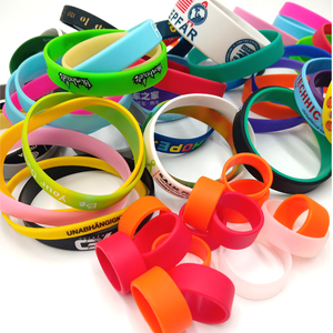 Customized Logo Personalized Promotional Activities Sports Wristband Bracelet with Cheap Price Silicone Bracelet