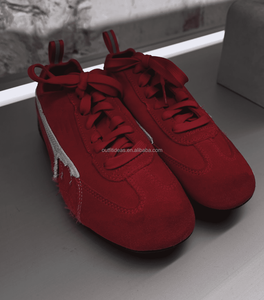 Neu Mit Box Besticktes Logo Unisex Winter 25 Rindsleder Speed cat Wildleder Flache Turnschuhe Distressed Unisex Herren Wildleder Turnschuhe - Product Image 1