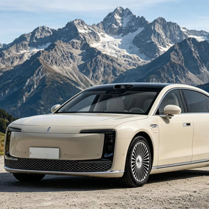 Sedán Eléctrico Zunjie S800 2025 - Autonomía CLTC de 670 km, Batería de 97 kWh, Vehículo Eléctrico de Lujo de 5 Plazas con Velocidad Máxima de 210 km/h - Product Image 1