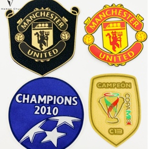 Étiquette en silicone 3D personnalisée OEM, en caoutchouc PVC, avec logo en relief, pour vêtements, sacs et chaussures – Prix usine - Product Image 4