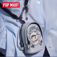 Venta al por mayor POP MART Hirono Rooted in Memory Mini Bag Blind Box, Accesorio de moda para colgar en el bolso, Regalo coleccionable