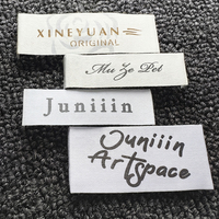 Étiquettes de marque modestes en satin mat, finition douce, sans brillance, respectueuses de la peau, pour sous-vêtements