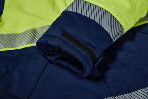 Giacca Invernale ad Alta Visibilità Riflettente - Parka di Sicurezza Impermeabile e Isolato con Fodera Rimovibile per Settore Petrolifero, <span class=keywords><strong>Gas</strong></span> ed Elettrico - Product Image 3