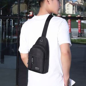 Bolso Bandolera Pequeño 823, Impermeable, de Nailon, con Cierre de Cremallera, para Deportes, Pecho y Cintura, con Orificio para Auriculares, para Uso en Exteriores con el Teléfono - Product Image 4