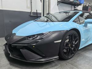 Lèvre avant en fibre de carbone sèche pré-imprégnée de haute qualité, livraison rapide, <span class=keywords><strong>prix</strong></span> de gros, pour <span class=keywords><strong>Lamborghini</strong></span> <span class=keywords><strong>Huracan</strong></span> - Product Image 2