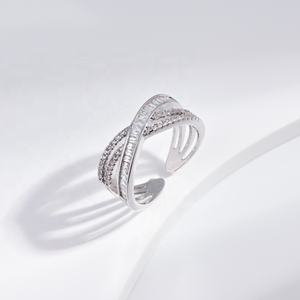 แหวนเงินแท้ 925 ชุบทองคำขาวประดับเพชรซิคอน ดีไซน์เก๋ รูปทรงกากบาท สำหรับผู้หญิง แฟชั่นวินเทจ ปรับขนาดได้ ราคาโรงงาน - Product Image 2