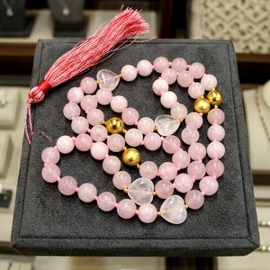 Collar de 108 cuentas de cuarzo rosa |   Cuentas de Oración de Piedras Preciosas Naturales Anudadas a Mano |   Joyería de Yoga para Meditación de Chakras para Mujeres - Product Image 4