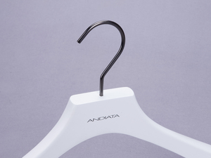 Trung Quốc <span class=keywords><strong>Hanger</strong></span> Nhà Máy Giá Hiển Thị Trắng Móc Áo Gỗ Với Logo Cho Hàng May Mặc - Product Image 5