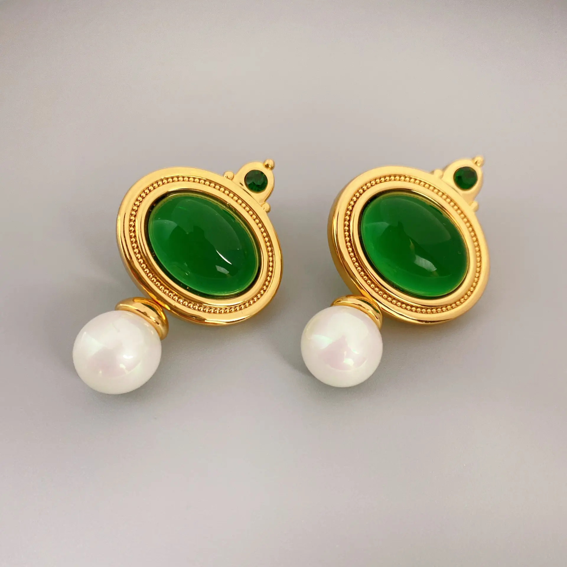Minstone Custom Bohemian Style 18k Gold Plated Jewelry Emerald Pearl Pendant Drop Earrings for Women Elegant Holiday Gift