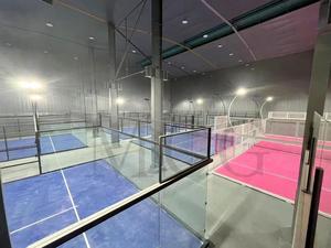 Proveedor Oro MCG, Cancha <span class=keywords><strong>de</strong></span> Pádel Super Panorámica 100% Galvanizada en Caliente, Vidrio Templado <span class=keywords><strong>de</strong></span> 12 mm, Vida Útil <span class=keywords><strong>de</strong></span> Más <span class=keywords><strong>de</strong></span> 15 Años, La Mejor - Product Image 3