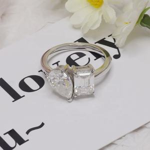 حلقة الباستون للنساء من حجرين بتصميم خاتم فضي 2 قيراط + 2 قيراط زمرد و كمثرى حلقة المويسانيت المقطوعة - Product Image 2