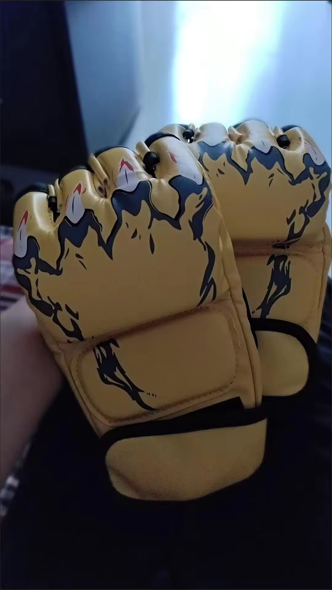 Alf-Finger Boxing Fight Gloves MMA Mitts with Adjustable Wrist