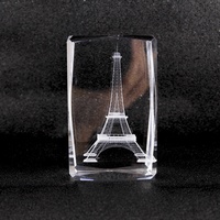 Vente en gros de modèles de la Tour Eiffel de Paris en cristal gravé au laser 3D, cube en verre de cristal pour la décoration de la maison, souvenirs cadeaux