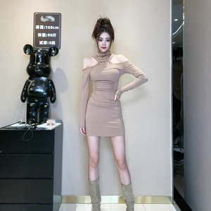 Women Coffee Long Sleeve Bodycon Dress Off Shoulder Tight Fit Mini Dress With Ruched Design For Autumn Winter Wear - Product Image 3