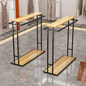 Exhibidor de Ropa Metálico y de Madera para Tiendas, con Acabado Pulido, Empacado en Cartón - Product Image 4
