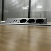 Enchufe Empotrado para Escritorio con 3 Tomas de Corriente, USB de 20W con Carga Rápida, 16A, Aleación de Aluminio, Abatible