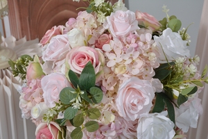 C124036 Bola de <span class=keywords><strong>flores</strong></span> Colorida Bola de rosas grandes artificiales Centro de bodas Escenario de bodas Decoración del hogar Centro de ramo - Product Image 5