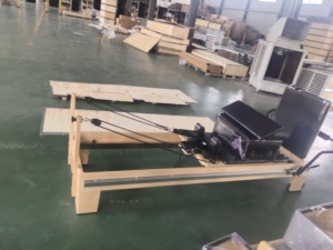 Equipo Comercial para Gimnasio en Casa, Venta al por Mayor, Madera de Roble y Arce, Suministros de Pilates, Equipo para Gimnasio en Casa, Máquina Reformer de Yoga y Pilates - Product Image 3
