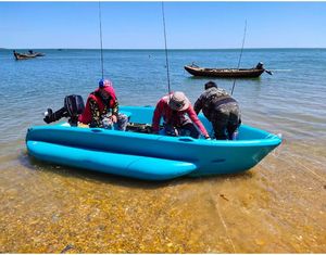 Kayak de pêche pour 4 personnes avec boucle moteur Bateaux gonflables en caoutchouc PVC Pliable Aviron Canoë Craft Dinghy - Product Image 3