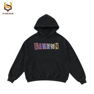 Sweat à capuche noir délavé personnalisé avec logo, imprimé graphique vintage, coupe oversize pour homme - Product Image 3