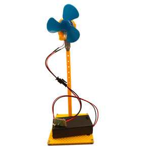 Kit de ventilador solar micro de plástico, juguete científico DIY para niños de 4 a 6 años con batería AAA - Product Image 5