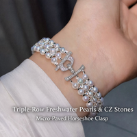 Nouvel Arrivage Bracelet Chaîne à Maillons Style Français Triple Rangée de Perles Blanches des Mers du Sud Grade AAAA avec Fermoir Fer à Cheval, Romantique et Élégant