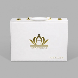Tùy Chỉnh Sang Trọng Nước Hoa Lớn Hộp Da Mooncake Phần Mở Rộng Tóc Trang Điểm Bộ Chăm Sóc Da Mỹ Phẩm Sang Trọng Hộp Quà Tặng Với Xử Lý - Product Image 4