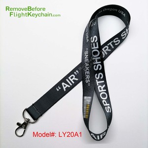 Lanières en polyester personnalisées à sublimation thermique, économiques et de qualité usine, avec porte-badge en PVC rigide - Product Image 1