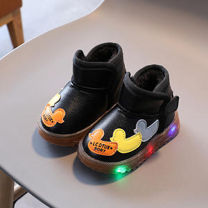 Zapatos Deportivos para Niños con Luces LED, Suela Suave, Transpirables, con Dibujos Animados, de PU, Antideslizantes, en Oferta - Product Image 2