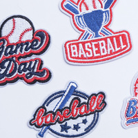 Nouveaux patchs brodés/à repasser mignons à rayures anglaises sur le thème du baseball, parfaits pour les t-shirts, vestes et chapeaux.