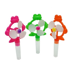 Jouets de bonbons vides pour 2g Tube de bonbons Distributeur de conteneurs sucrés Grenouille Ventilateur <span class=keywords><strong>Moulin</strong></span> <span class=keywords><strong>à</strong></span> <span class=keywords><strong>vent</strong></span> Jouet - Product Image 6