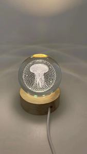 ลูกแก้วคริสตัลแกะสลักเลเซอร์3D ขนาด6ซม. 8ซม. 10ซม. ลูกบอลตกแต่งห้องนอนเด็กบ้านไฟกลางคืนขนาดเล็กพร้อมไฟ LED USB ฐานไม้ - Product Image 5