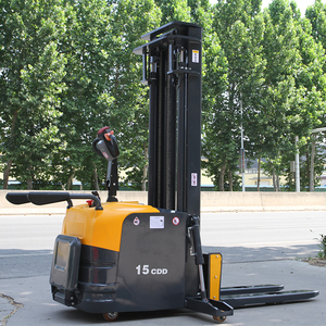 Precio de fábrica Apilador todo terreno 1,5 Ton2 Ton Apilador para caminar Apilador eléctrico de carga automática para la venta - Product Image 6