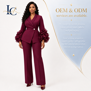 Ensemble <span class=keywords><strong>tailleur</strong></span> <span class=keywords><strong>pantalon</strong></span> élégant pour femme en polyester <span class=keywords><strong>bordeaux</strong></span> avec revers à volants – Tenue de soirée et de bureau formelle – Personnalisation OEM/ODM – Vente en gros - Product Image 1