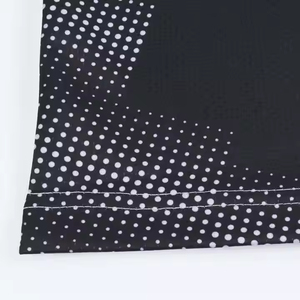 Uniforme de Tenis Personalizado con Logotipo en Color, Servicio OEM, 100% Poliéster, Calidad Premium, Fabricante de Uniformes de Tenis para Adultos - Product Image 3