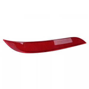 Réflecteurs de pare-chocs arrière pour BMW série 5 E60 2004-2007, pièces de rechange en matériau ABS rouge gauche et droit - Product Image 2