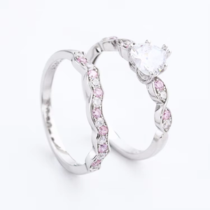 Anillos de Compromiso y Matrimonio de Plata de Ley S925 con Circonita Cúbica Rosa y Transparente en Corte Corazón Brillante para Parejas - Product Image 4