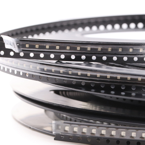 XINGLIGHT 1921 RGB LED 黑色表面方形圆形高对比度出厂价户外显示芯片 - Product Image 6