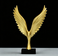 Décoration Moderne pour la Maison : Figurine Ailes d'Ange et Ailes d'Aigle en Résine Dorée pour Salon, Bureau et Intérieur