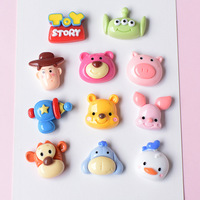 En gros, accessoires en résine à dos plat, motif ours fraise de dessin animé, breloques décoratives pour coques de téléphone portable et loisirs créatifs DIY